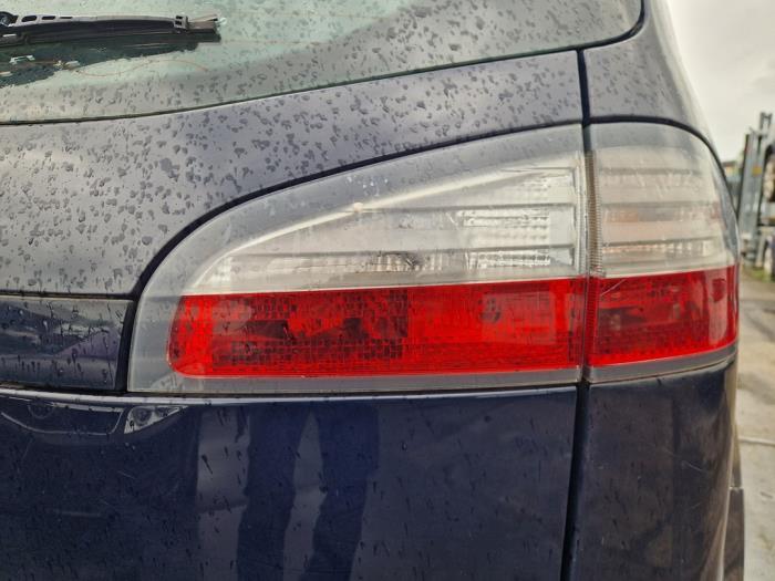 Ford S-Max 2.0 TDCi 16V 140 Vehículo de desguace (2006, Azul)