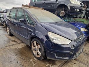 Ford S-Max 2.0 TDCi 16V 140  (Épave)