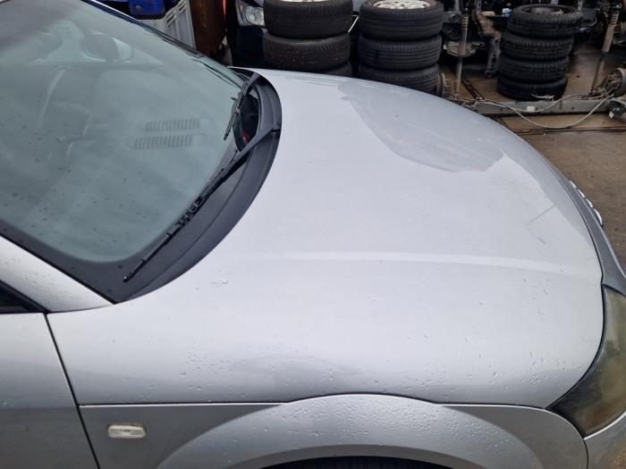 Audi TT 1.8 20V Turbo Épave (2000, Gris)