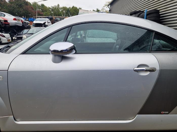 Audi TT 1.8 20V Turbo Épave (2000, Gris)