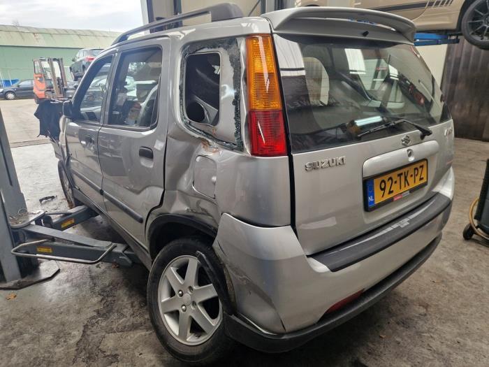 Suzuki New Ignis 1.5 16V Skrotfordon (2006, GRIJS)