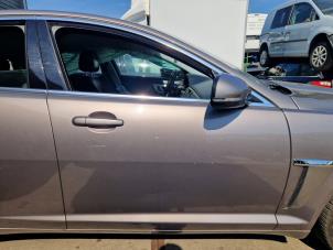 Jaguar XF 3.0 D V6 24V Vehículo de desguace (2012, Gris)