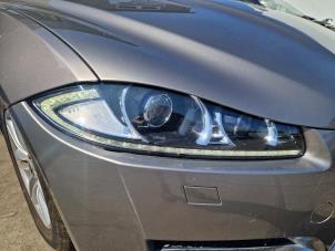 Jaguar XF 3.0 D V6 24V Vehículo de desguace (2012, Gris)