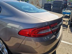 Jaguar XF 3.0 D V6 24V Vehículo de desguace (2012, Gris)
