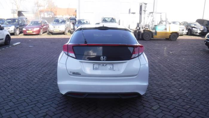 Honda Civic 1.8i VTEC 16V Salvage vehicle (2015, White)