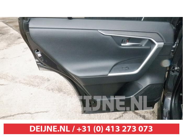 Toyota RAV4 2.5 Hybrid 16V AWD Vehículo de desguace (2020, Gris)