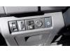 Isuzu D-Max 1.9 D Turbo 4x4 Samochód złomowany (2017, Czarny)
