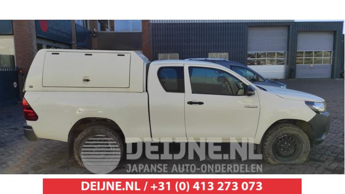 Toyota Hilux V/VI 2.4 D4D-F 16V 4x4 Salvage Vehicle (2020, White)