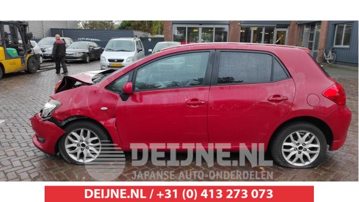 Toyota Auris 1 4 VVT i 16V Salvage Vehicle 2008 Red toyota-auris-1-4-vvt-i-16v-salvage-vehicle-2008-red