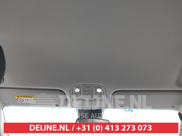 Kia Sportage 1.7 CRDi 115 16V 4x2 Épave (2016, Blanc)