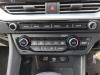 Kia Niro I 1.6 GDI Hybrid Samochód złomowany (2020, Czerwony)