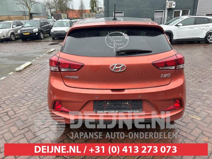Hyundai i20 Coupe 1.2i 16V Unfallauto (2017, Orange)