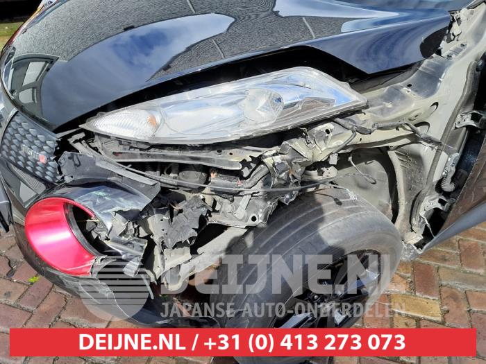 Nissan Juke 1.6 DIG-T 16V Samochód uszkodzony (2011, Czarny, Czerwony)