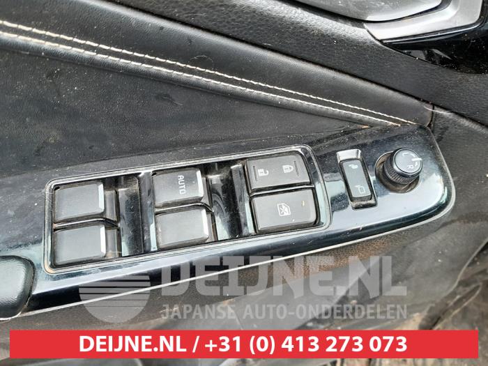 Isuzu D-Max 1.9 DDI 4x4 Épave (2021, Noir)