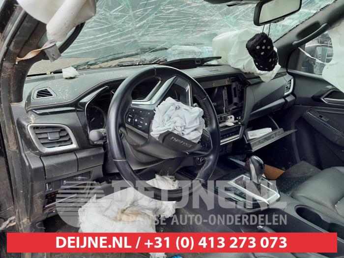Isuzu D-Max 1.9 DDI 4x4 Épave (2021, Noir)