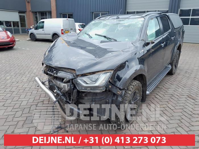 Isuzu D-Max 1.9 DDI 4x4 Épave (2021, Noir)