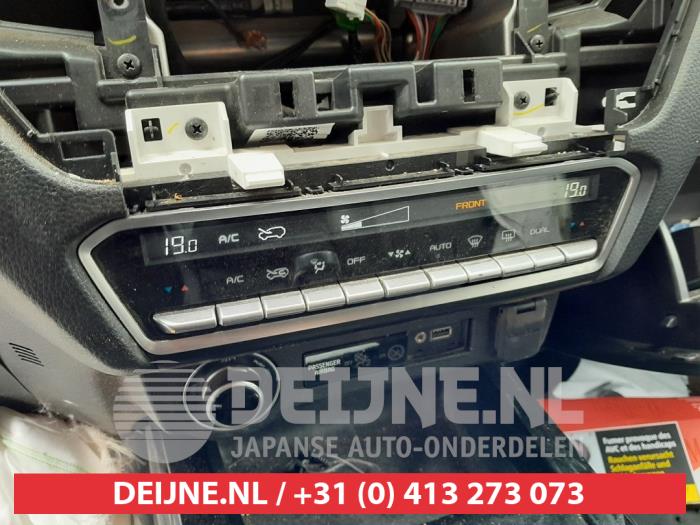 Isuzu D-Max 1.9 DDI 4x4 Épave (2021, Noir)