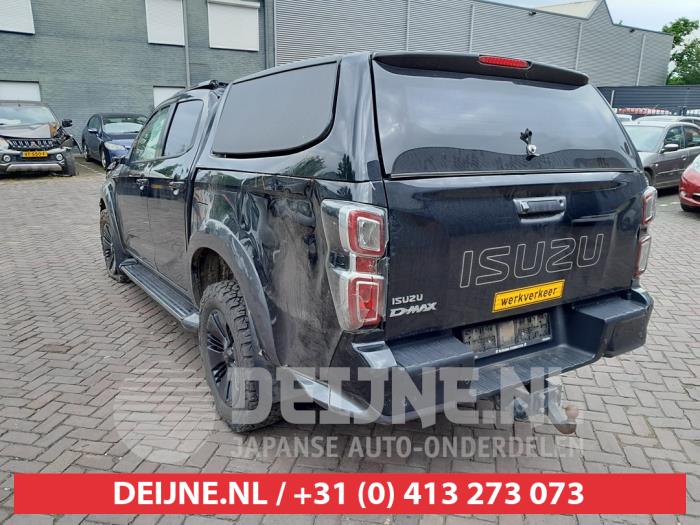 Isuzu D-Max 1.9 DDI 4x4 Épave (2021, Noir)