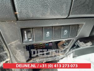Isuzu D-Max 1.9 DDI 4x4 Épave (2021, Noir)