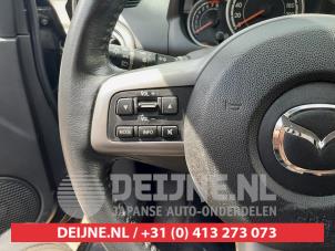 Mazda 2 1.3 16V MZR Épave (2012, Noir)