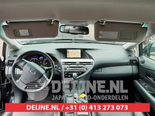 Lexus RX 450h V6 24V VVT-i 4x2 Épave (2010, Foncé, Bleu, Violet)