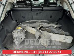Lexus RX 450h V6 24V VVT-i 4x2 Épave (2010, Foncé, Bleu, Violet)