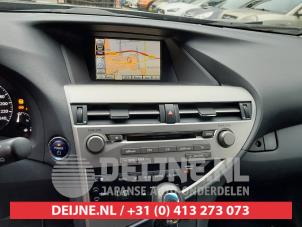 Lexus RX 450h V6 24V VVT-i 4x2 Épave (2010, Foncé, Bleu, Violet)