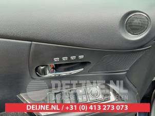 Lexus RX 450h V6 24V VVT-i 4x2 Épave (2010, Foncé, Bleu, Violet)