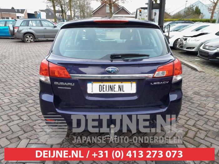 Subaru Legacy Wagon 2.0 16V Épave (2011, Violet)