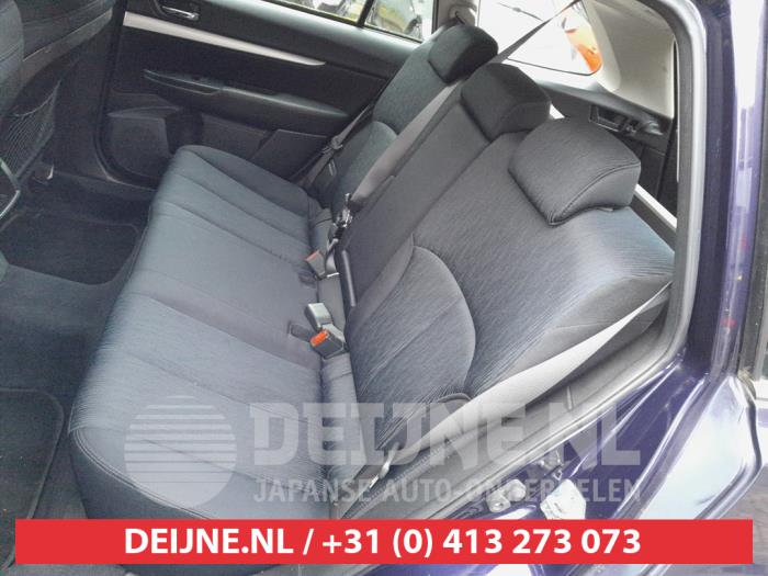 Subaru Legacy Wagon 2.0 16V Épave (2011, Violet)