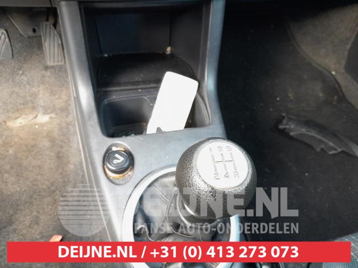 Suzuki Swift 1.5 VVT 16V Schrottauto (2006, Schwarz)