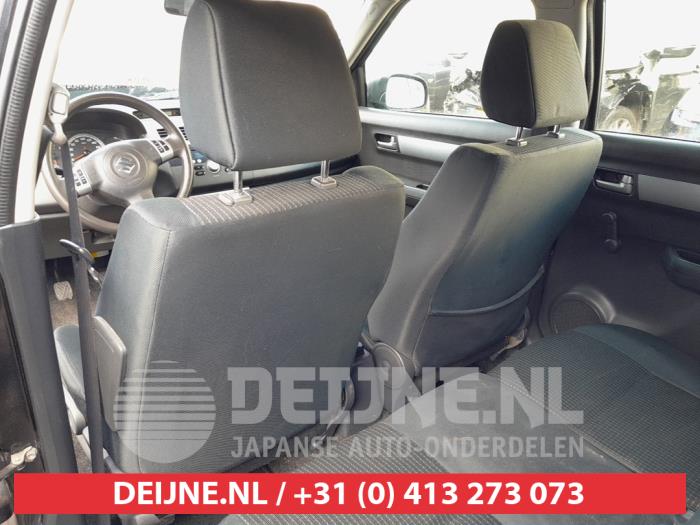 Suzuki Swift 1.5 VVT 16V Schrottauto (2006, Schwarz)