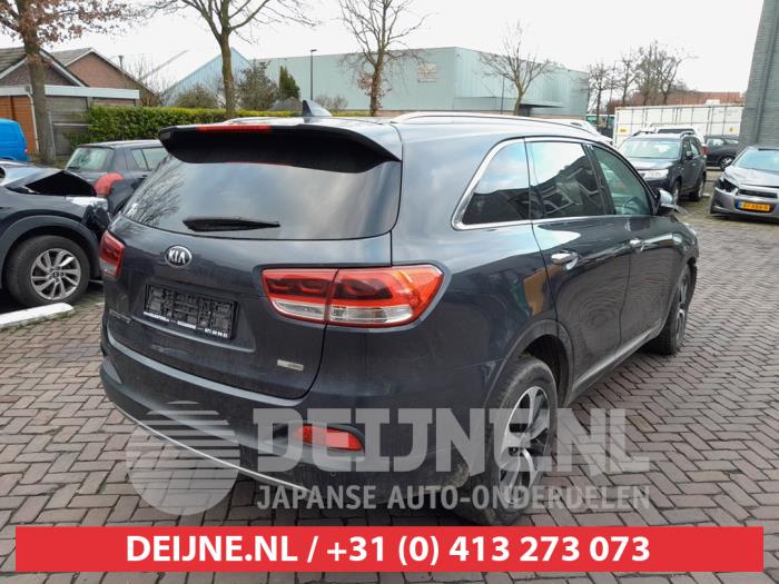 Kia Sorento III 2.2 CRDi 16V VGT 4x4 Épave (2015, Gris)