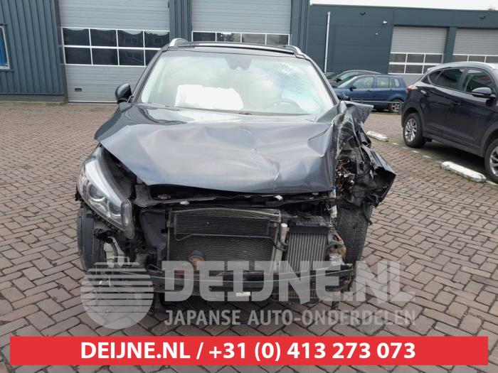 Kia Sorento III 2.2 CRDi 16V VGT 4x4 Épave (2015, Gris)