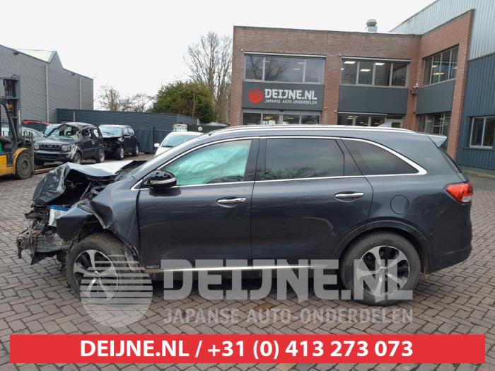 Kia Sorento III 2.2 CRDi 16V VGT 4x4 Épave (2015, Gris)