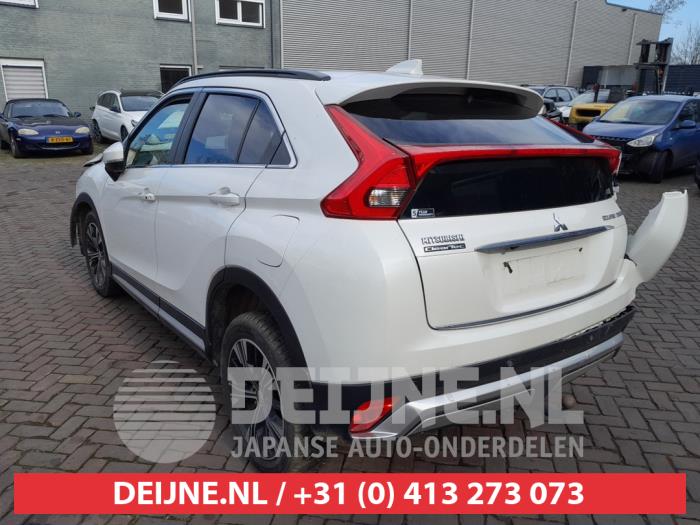 Mitsubishi Eclipse Cross 1.5 Turbo 16V 4WD Samochód złomowany (2018, Bialy)