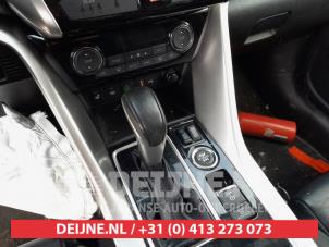 Mitsubishi Eclipse Cross 1.5 Turbo 16V 4WD Samochód złomowany (2018, Bialy)