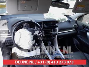 Mitsubishi Eclipse Cross 1.5 Turbo 16V 4WD Samochód złomowany (2018, Bialy)