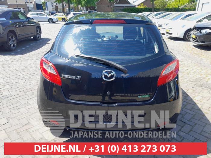 Mazda 2 1.3 16V S-VT Samochód złomowany (2012, Czarny)