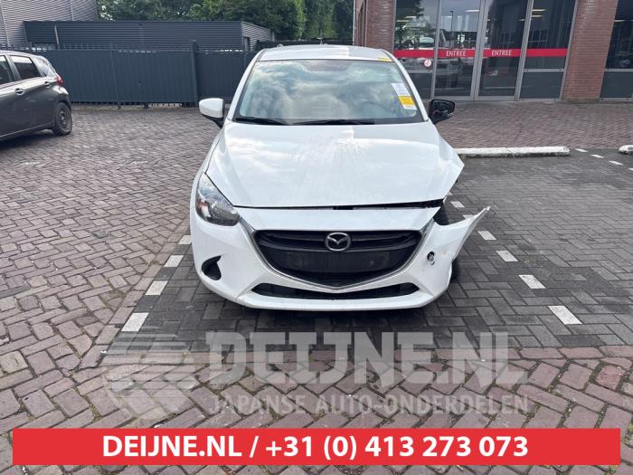 Mazda 2 1.5 SkyActiv-G 75 Salvage vehicle (2017, White)