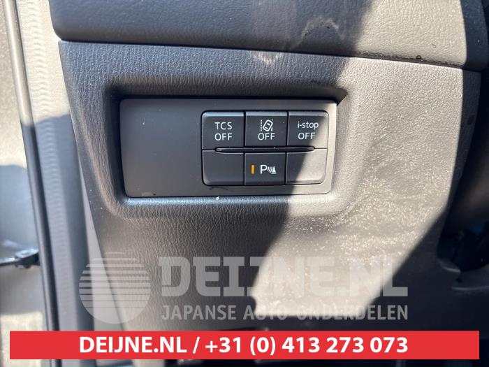 Mazda CX-5 2.0 SkyActiv-G 165 16V 2WD Salvage vehicle (2021, Gray)