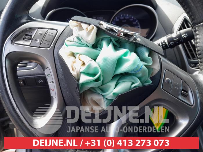 Hyundai iX35 2.0 16V Salvage vehicle (2010, Gray)