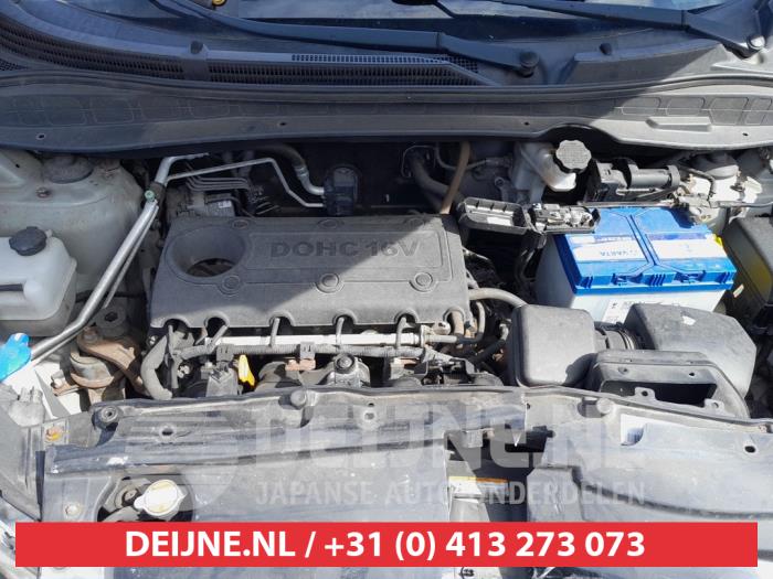 Hyundai iX35 2.0 16V Salvage vehicle (2010, Gray)