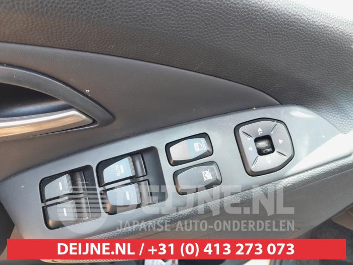 Hyundai iX35 2.0 16V Salvage vehicle (2010, Gray)