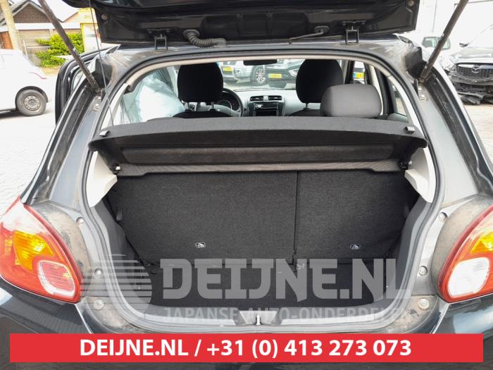 Mitsubishi Space Star 1.0 12V Épave (2013, Noir)