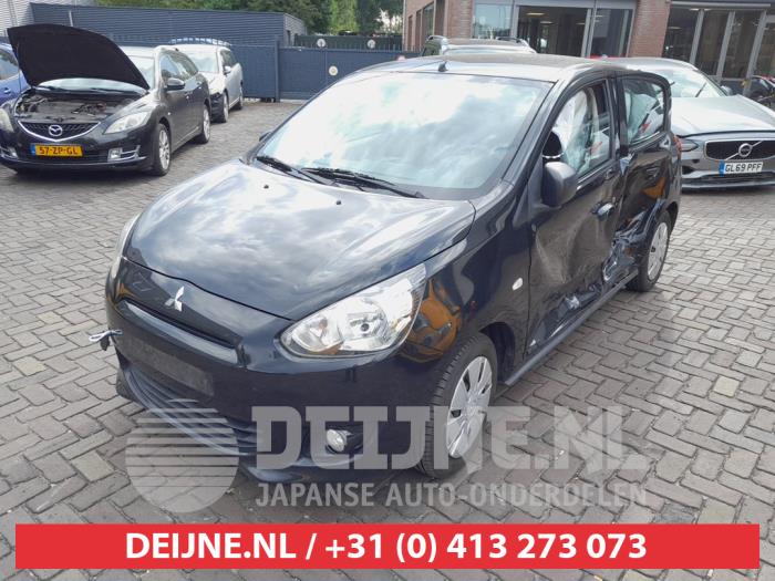 Mitsubishi Space Star 1.0 12V Épave (2013, Noir)