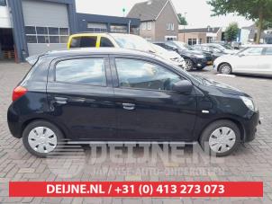Mitsubishi Space Star 1.0 12V Épave (2013, Noir)