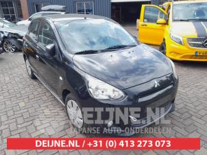 Mitsubishi Space Star 1.0 12V Épave (2013, Noir)
