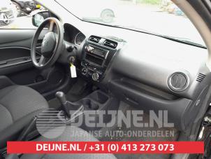 Mitsubishi Space Star 1.0 12V Épave (2013, Noir)
