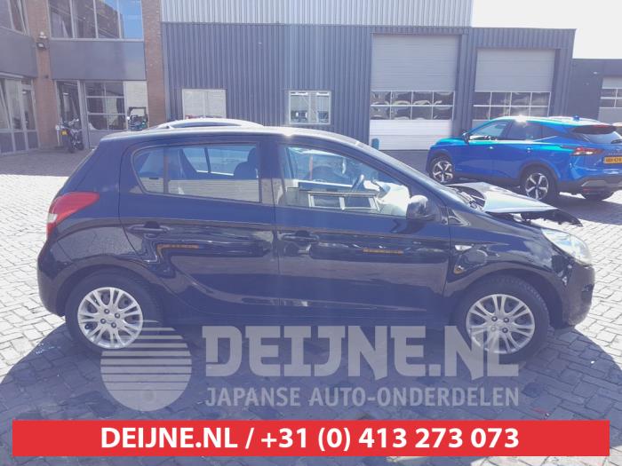 Hyundai i20 1.2i 16V Épave (2010, Noir)